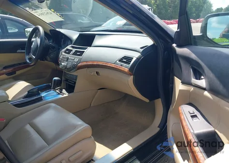 2012 Honda Accord 2.4 Ex-L from USA, damaged, VIN 1HGCP2F85CA097973